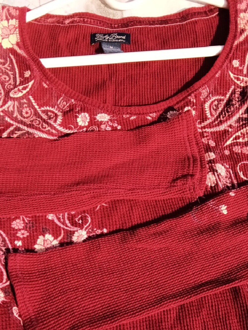 Lucky Brand Red Floral Scoop Neck Ribbed Top - Picture 3 of 6